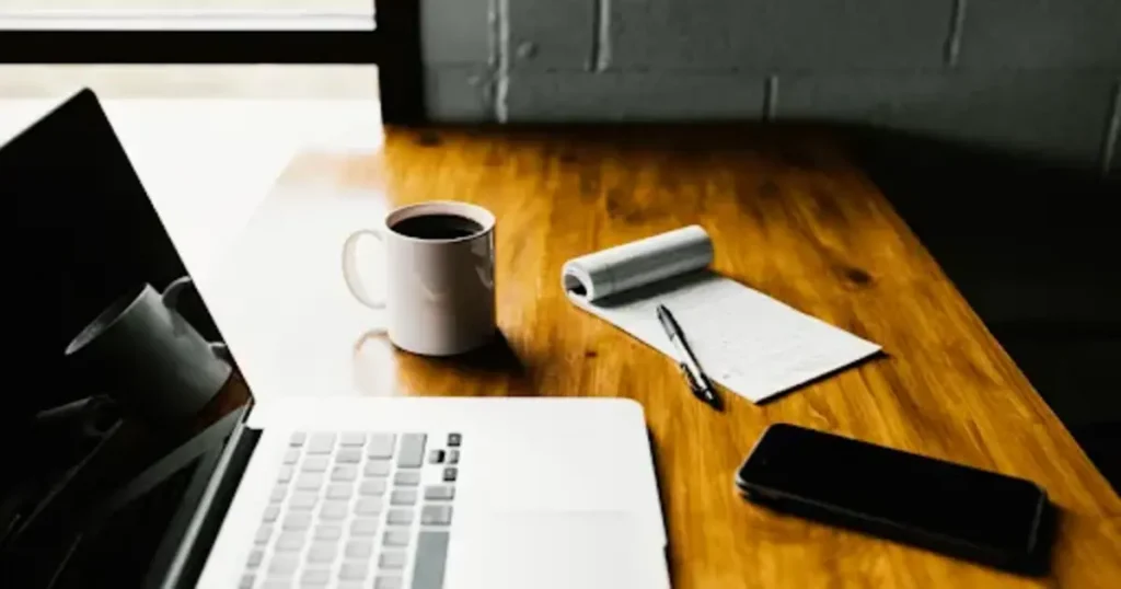 student budgeting expenses