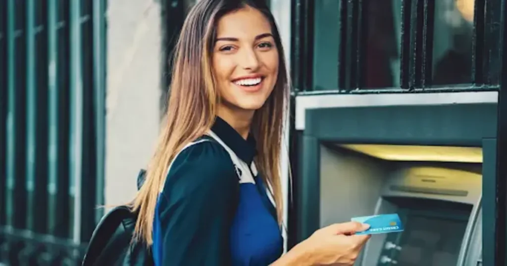 Managing your money after you opening a bank account abroad